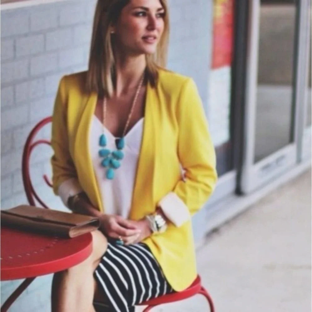 Kendra‎ Scott Harlow statement necklace in Variegated Turquoise Magnesite???